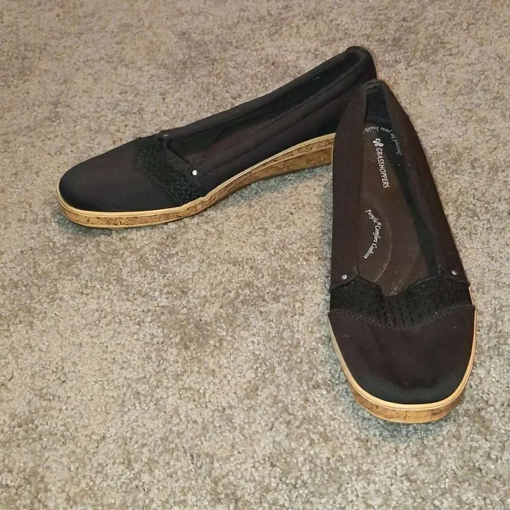 Grasshoppers black slip on loafers Sz 7.5W
